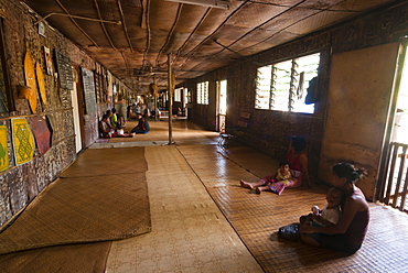 Interior of Mengkak Iban Longhouse, Batang Ai National Park, Sarawak, Malaysian Borneo, Malaysia, Southeast Asia, Asia