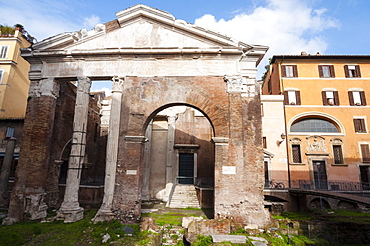 Portico of Octavia 27 BC, UNESCO World Heritage Site, Rome, Lazio, Italy, Europe