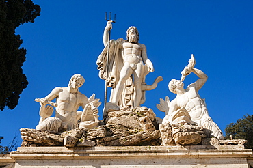 Fontana del Nettuno (Neptune's fountain), Piazza del Popolo, Rome, Lazio, Italy, Europe