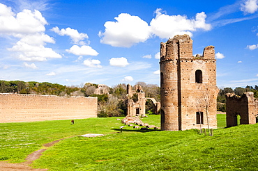 Carceres towers, the circus, Imperial residence of Massenzio, Appian Way, UNESCO World Heritage Site, Rome, Lazio, Italy, Europe