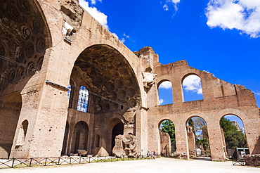 Basilica of Maxentius (Constantine), Roman Forum, UNESCO World Heritage Site, Rome, Lazio, Italy, Europe