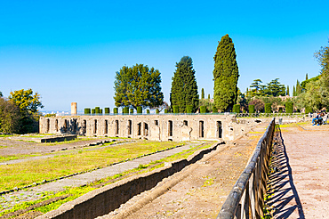 Hundred Chambers, used for storing supplies and housing the villa's servants, Hadrian's Villa, UNESCO World Heritage Site, Tivoli, Province of Rome, Latium (Lazio), Italy, Europe