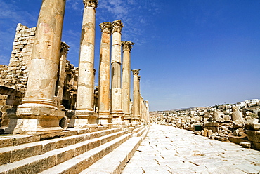 Tha Cathedral, Jerash (Gerasa) a Roman Decapolis city, Jordan, Middle East