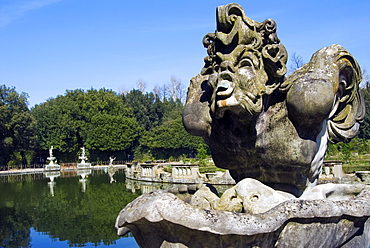 Vasca dell'Isola (Island's Pond), Harpy's Fountain, Boboli Gardens, Florence, Tuscany, Italy, Europe