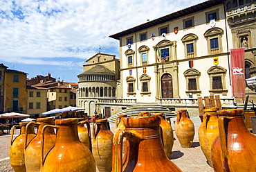 Antiquarian fair of Arezzo, Piazza Vasari, Arezzo, Tuscany, Italy, Europe