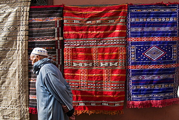 Carpets for sale in the souk, Marrakech (Marrakesh), Morocco, North Africa, Africa