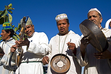 Musicians, Marrakech (Marrakesh), Morocco, North Africa, Africa