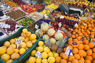 Fruit for sale, Padova, Veneto, Italy, Europe