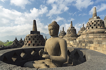 Borobudur Buddhist Temple, UNESCO World Heritage Site, Java, Indonesia, Southeast Asia, Asia