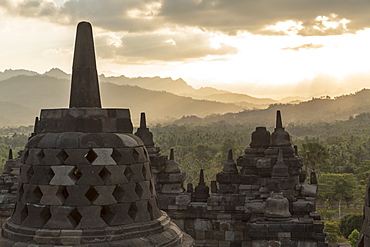 Borobudur Buddhist Temple, UNESCO World Heritage Site, Java, Indonesia, Southeast Asia, Asia