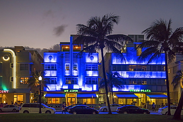 Art Deco District at night, Ocean Drive, South Beach, Miami Beach, Florida, United States of America, North America