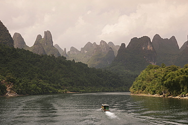 Li River, Guilin, Guangxi Province, China, Asia 