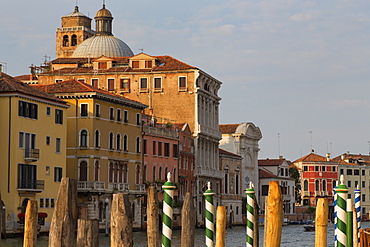 Facades of buildings along the Grand Canal, Venice, UNESCO World Heritage Site, Veneto, Italy, Europe