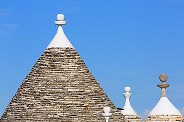 Roof of traditional trullos (trulli) in Alberobello, UNESCO World Heritage Site, Puglia, Italy, Europe