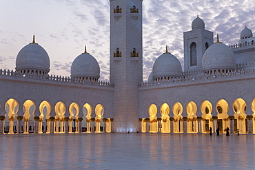 Sheikh Zayed Bin Sultan Al Nahyan Mosque, Abu Dhabi, United Arab Emirates, Middle East