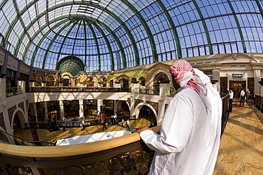 Interior of the Mall of the Emirates, Jumeirah, Dubai, United Arab Emirates, Middle East