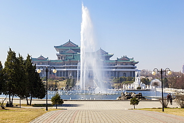 Mansudae Arts Theatre and fountains, Pyongyang, Democratic People's Republic of Korea (DPRK), North Korea, Asia