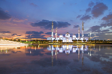 Sheikh Zayed Bin Sultan Al Nahyan Mosque, Abu Dhabi, United Arab Emirates, Middle East