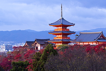 Kiyomizu-dera temple, UNESCO World Heritage Site, Kyoto, Honshu, Japan, Asia