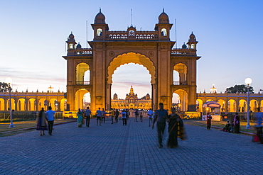 City Palace, entrance gateway to the Maharaja's Palace, Mysore, Karnataka, India, Asia