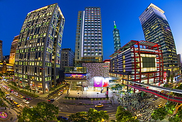 Xinyi downtown district, the prime shopping and financial district of Taipei, Taipei, Taiwan, Asia