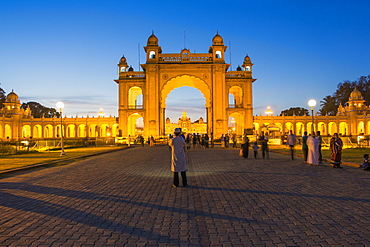 City Palace, entrance gateway to the Maharaja's Palace, Mysore, Karnataka, India, Asia