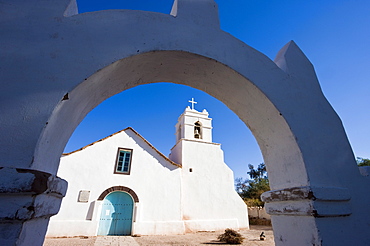 Iglesia San Pedro, colonial adobe walled church dating from the 17th century, San Pedro de Atacama, Atacama Desert, Norte Grande, Chile, South America