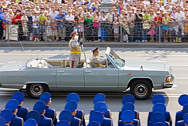 Annual Independence Day parade along Khreshchatyk Street and Maidan Nezalezhnosti (Independence Square), Kiev, Ukraine, Europe