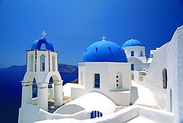 Oia in spring, Santorini, Cyclades, Greek Islands, Greece, Europe