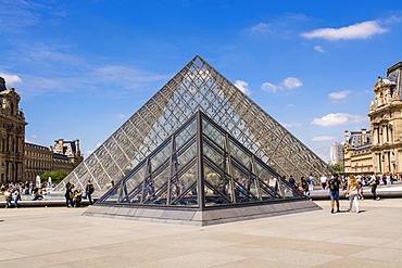 Leoh Ming Pei glass Pyramid in Napoleon Courtyard, The Louvre, Paris, France, Europe