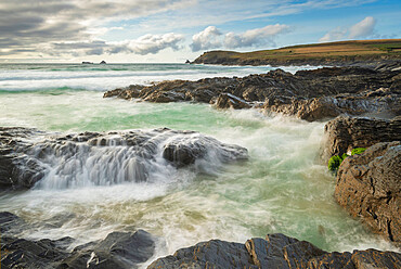 Atlantic waves crashing onto the rocky shores of Booby's Bay near Trevose Head in autumn, Cornwall, England, United Kingdom, Europe