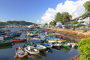 Fishing boats in harbour, Cheung Chau, Hong Kong, China, Asia