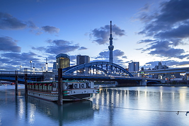 Tokyo Skytree and Komagata Bridge at dawn, Tokyo, Honshu, Japan, Asia