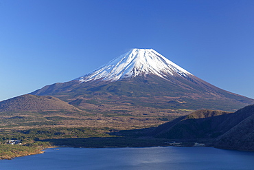 Mount Fuji, UNESCO World Heritage Site, and Lake Motosu, Yamanashi Prefecture, Honshu, Japan, Asia