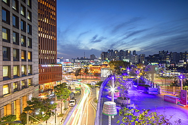 Seoul 7017 Skygarden and Seoul Station at dusk, Seoul, South Korea, Asia