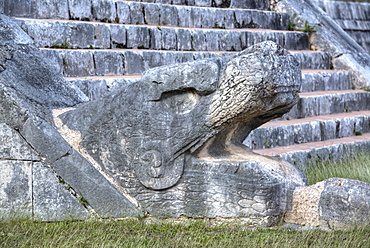 Serpent Head, El Castillo, Chichen Itza, UNESCO World Heritage Site, Yucatan, Mexico, North America