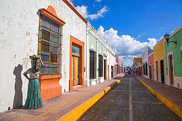 Statue of Local Woman, Calle 59, Old Town, UNESCO World Heritage Site, San Francisco de Campeche, State of Campeche, Mexico, North America