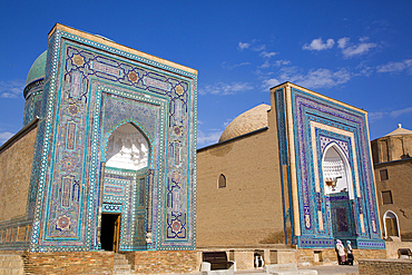 Usto Ali Nasafi Mausoleum (left), Middle Complex, Shah-I-Zinda, Samarkand, Uzbekistan