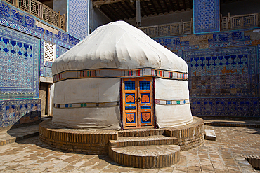 Yurt, Ishrat Khauli Courtyard (Public Court), Tash Khauli Palace, 1830, Ichon Qala (Itchan Kala), UNESCO World Heritage Site, Khiva, Uzbekistan, Central Asia, Asia