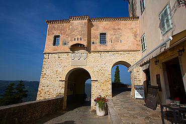 City Gate, Motovun, Central Istria, Croatia, Europe