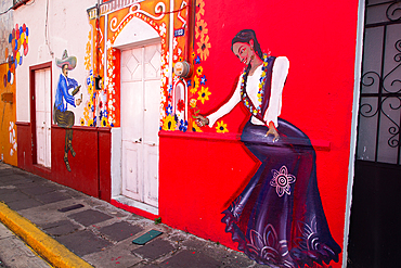 Mural, colourful Street Art, Avenue Hidalgo, Atlixco, Pueblos Magicos, Puebla State, Mexico, North America