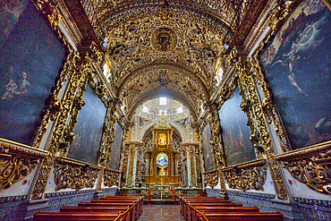 Nave and Apse, Chapel of the Rosario, 1690, Santo Domingo Church, Historic Center, UNESCO World Heritage Site, Puebla, Puebla State, Mexico, North America