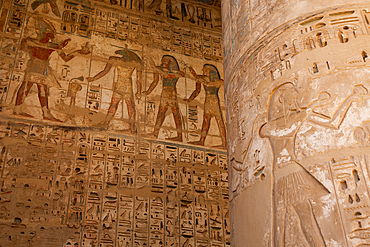 Reliefs, South Portico, First Courtyard, Medinet Habu, Mortuary Temple of Ramesses III, 1187-56 BCE, Ancient Thebes, UNESCO World Heritage Site, Luxor, Egypt, North Africa, Africa