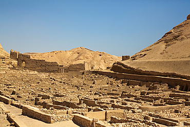 Ruins of Workmen's Village, Deir el-Medina, Ancient Thebes, UNESCO World Heritage Site, Luxor, Egypt, North Africa, Africa