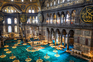 Overview, Interior, Hagia Sophia Grand Mosque, 537 AD, UNESCO World Heritage Site, Sultanahmet, Istanbul, Turkey, Europe