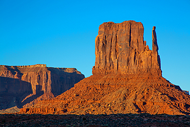 West Mitten Butte, Monument Valley Navajo Tribal Park, Utah, USA