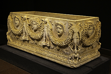 Garland Marble Sarcophagus, 2nd Century AD, Found in Perge, Antalya Archaeological Museum, Antalya, Turkey