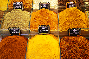 Spices for Sale, Arasta Bazaar, Sultanahmet, Istanbul, Turkey