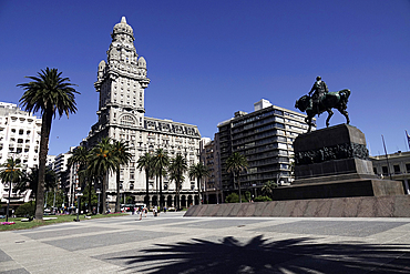 Palacio Salvo and Artigas Mausoleum in Central Montevideo, Uruguay, South America