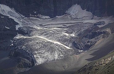 The remote and spectacular Fann Mountains, part of the western Pamir-Alay, Tajikistan, Central Asia, Asia